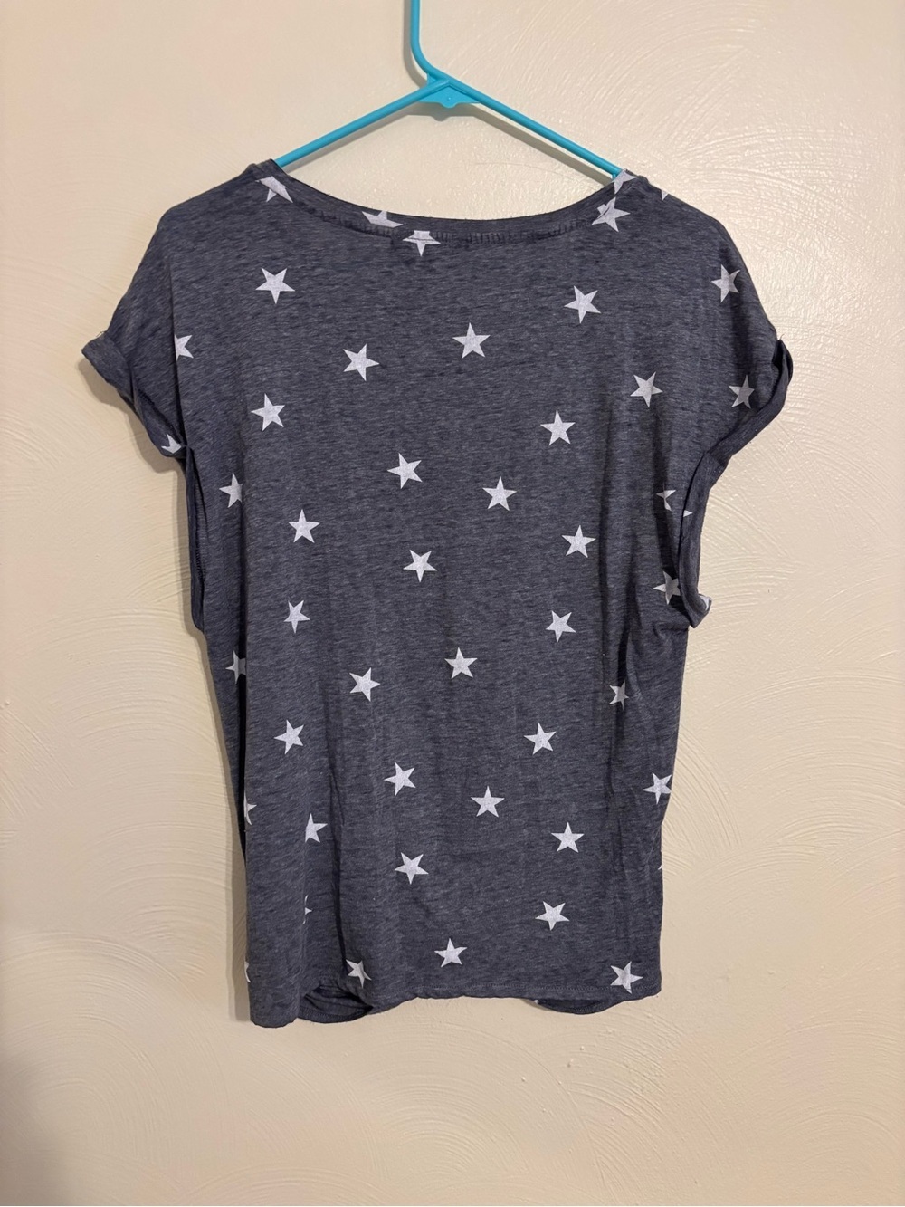 Lucky Brand Gray White Star Print Front Twist Tee Top Medium M - Picture 9 of 9
